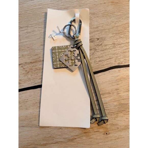 New Tory Burch T MONOGRAM LOGO KEY RING/FOB - Picture 2 of 5